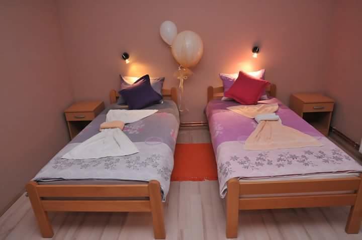 Apartmani "Roshu" โซโคบานยา ภายนอก รูปภาพ