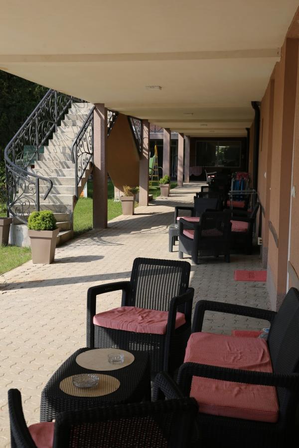 Apartmani "Roshu" โซโคบานยา ภายนอก รูปภาพ