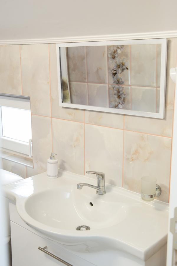 Apartmani "Roshu" โซโคบานยา ภายนอก รูปภาพ